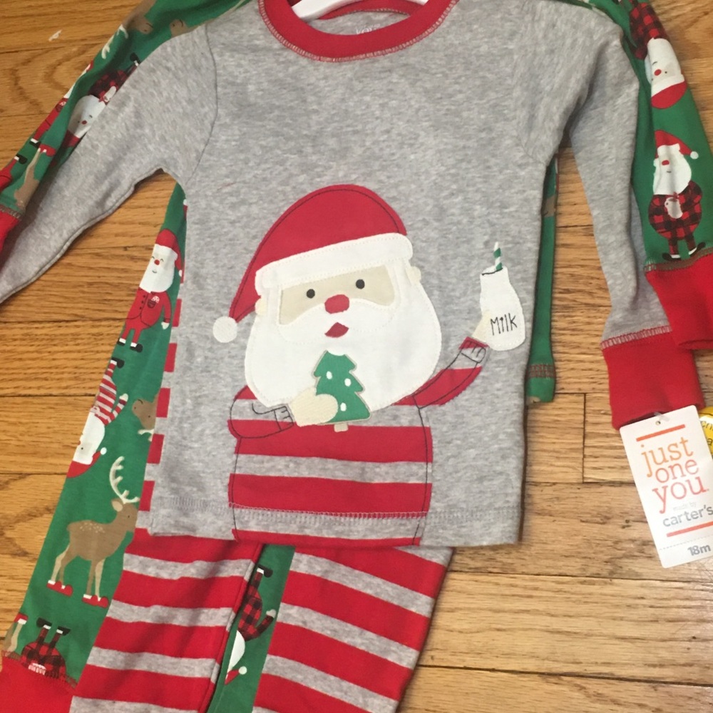 Christmas- Carter’s two sets of pajamas, unisex